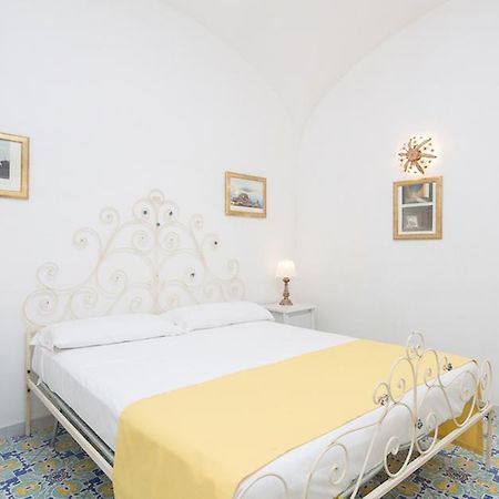 Marlin Guest House Capri Room photo